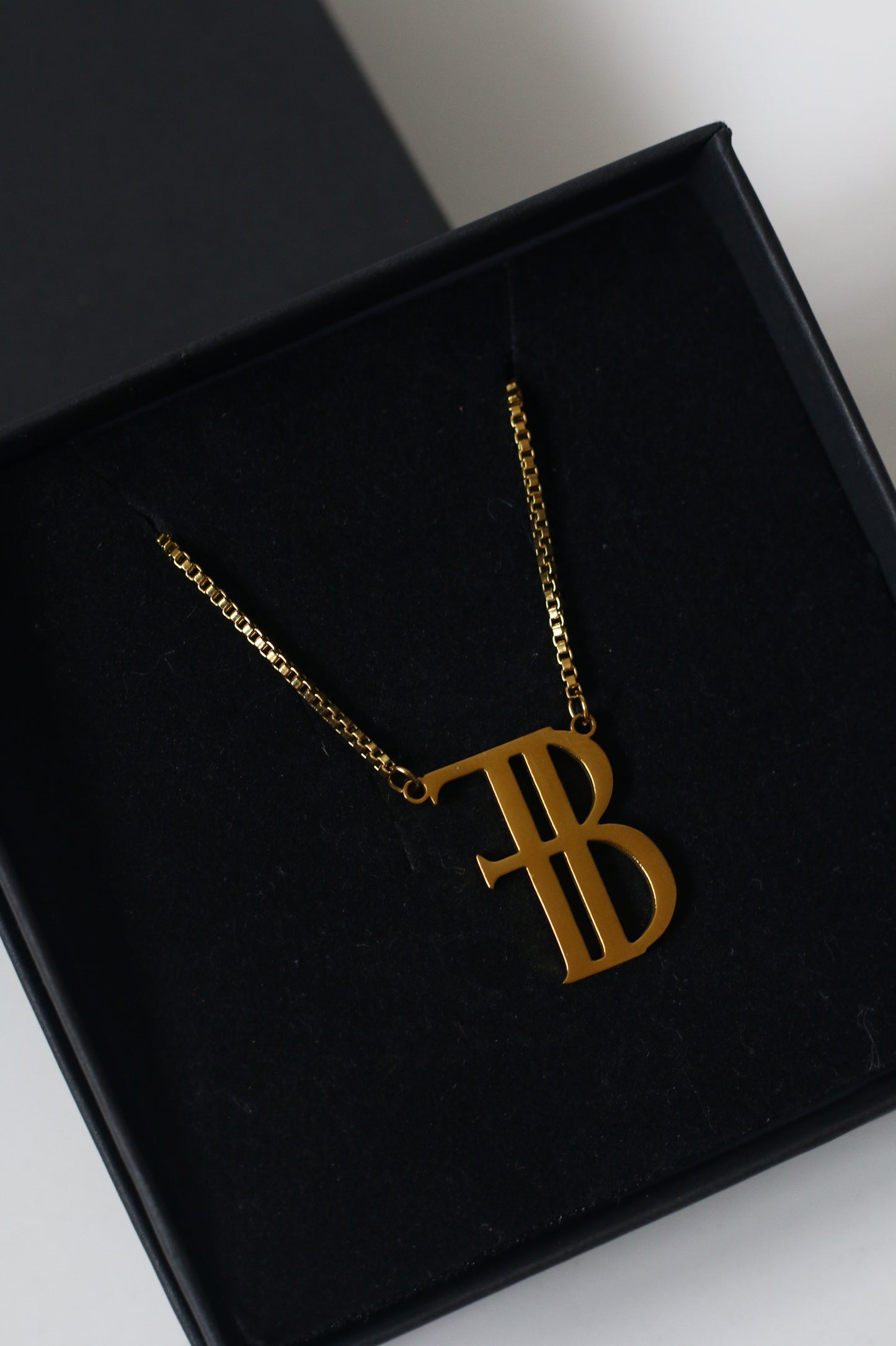 Fearless Belle Pendant Necklace